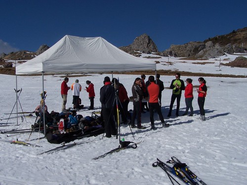 Curso de esquí de fondo clásico y patinador en Candanchu con Nordic Camp