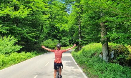 Urbasa en bicicleta de carretera