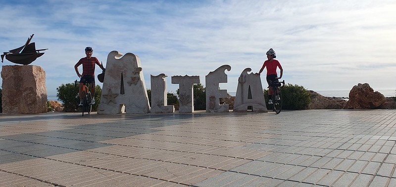 Diciembre 2023 y comienzo de Enero 2024 por la Comunidad Valenciana con las bicicletas de carretera