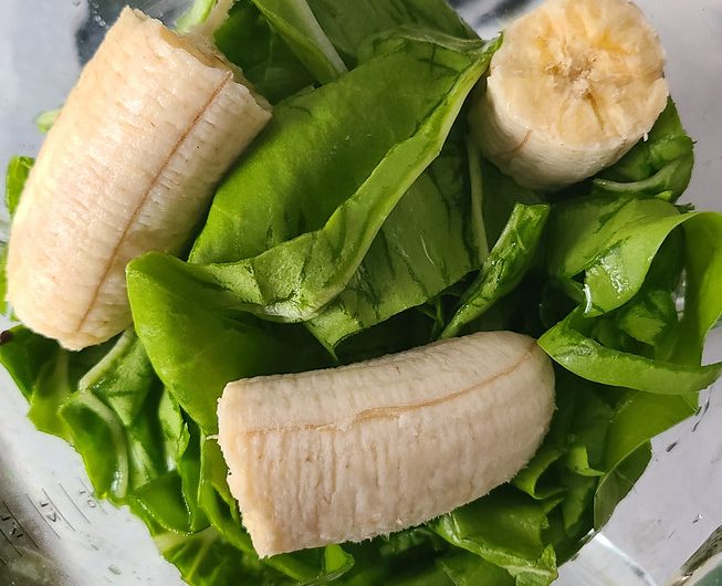 Receta de batido verde con jengibre y cúrcuma